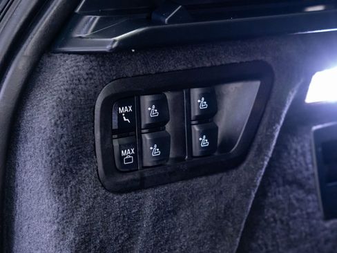 Certified 2024 BMW X7 xDrive40i w/ Climate Comfort Package image 33