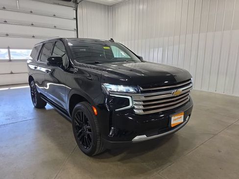 Used 2024 Chevrolet Tahoe High Country w/ Advanced Technology Package AWD/4WD image 2