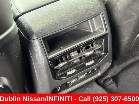 Used 2023 Jeep Grand Cherokee 4WD 4xe w/ Luxury Tech Group II image 44