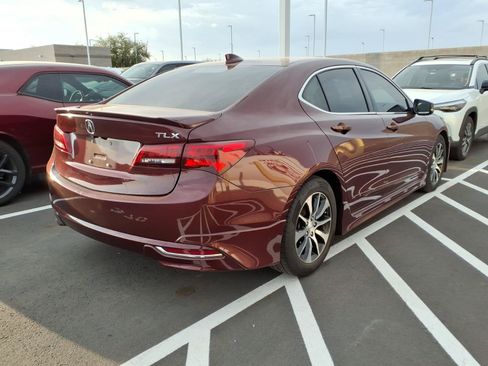 Used 2015 Acura TLX w/ Technology Package FWD image 4