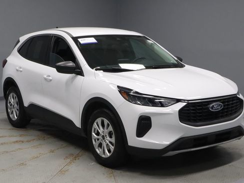 Used 2023 Ford Escape Active FWD image 1