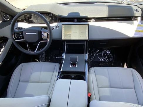 Used 2026 Land Rover Range Rover Evoque S AWD/4WD image 25