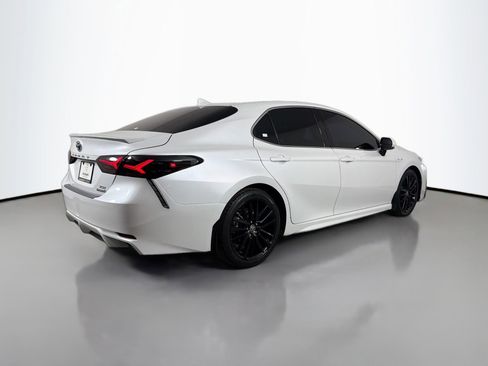 Used 2021 Toyota Camry XSE w/ Cold Weather Package image 6