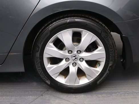 Used 2010 Honda Accord EX-L image 12