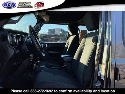 Used 2018 Jeep Wrangler Unlimited Sport S image 10