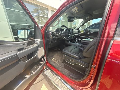Used 2021 Ford F150 Lariat AWD/4WD image 7