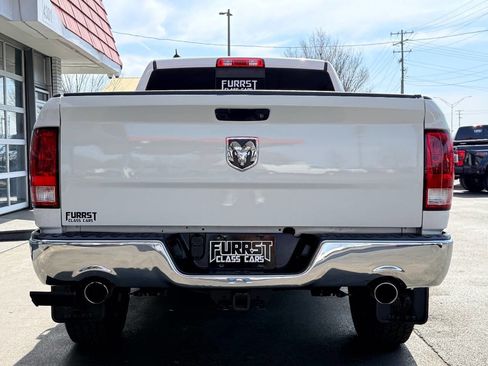 Used 2018 RAM 1500 SLT image 4