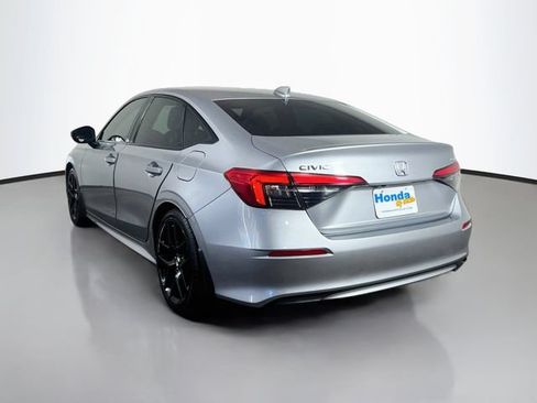 Used 2023 Honda Civic Sport image 7