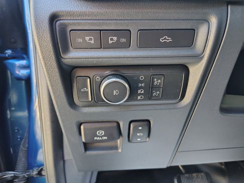 Used 2022 Ford F150 XLT w/ Equipment Group 302A High AWD/4WD image 28