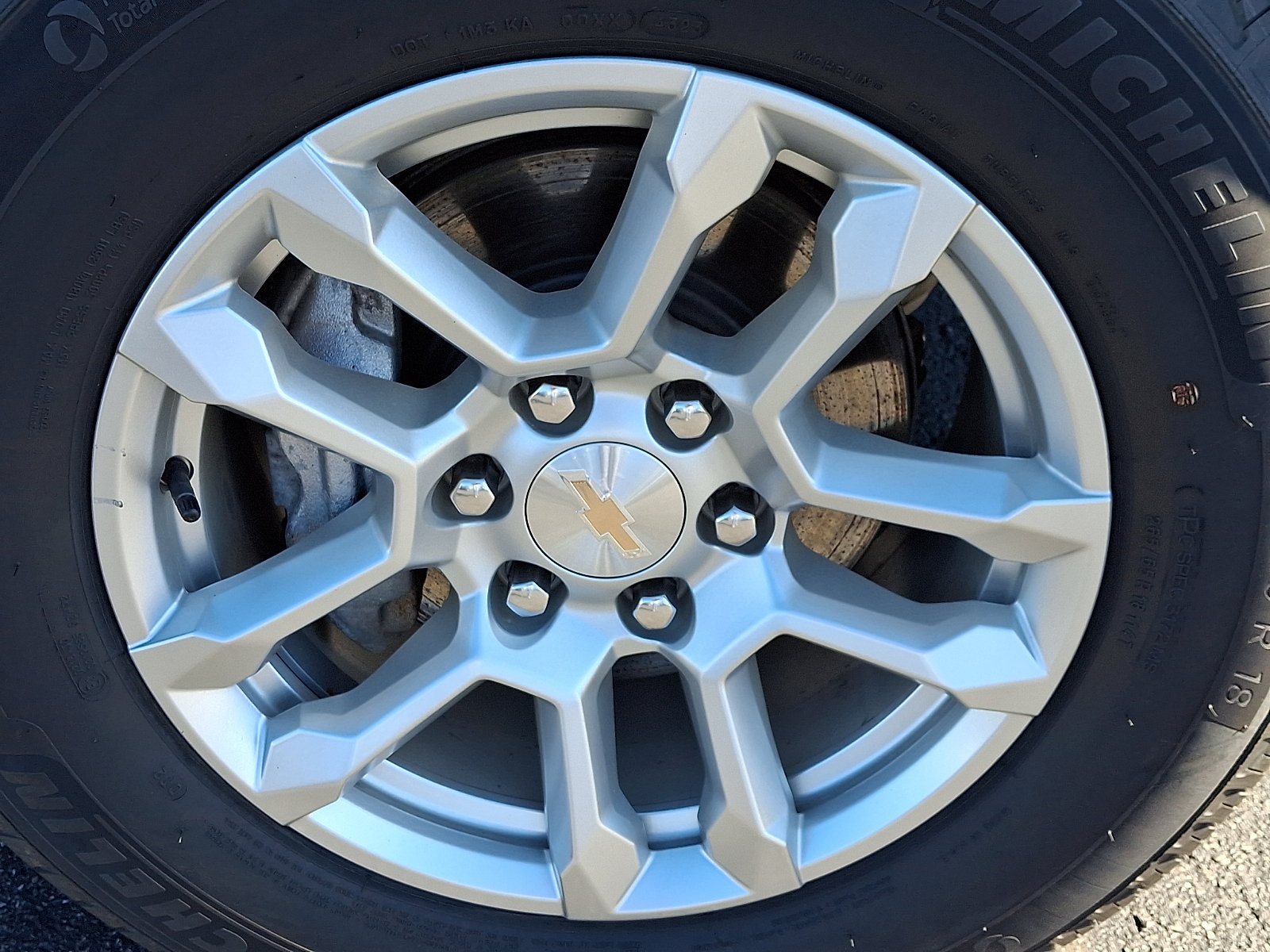 Certified 2024 Chevrolet Silverado 1500 LT AWD/4WD image 8