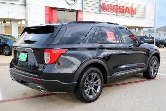 Used 2023 Ford Explorer XLT w/ Equipment Group 202A AWD/4WD image 6