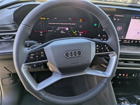 New 2025 Audi Q5 Premium Plus image 17