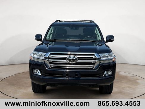 Used 2018 Toyota Land Cruiser AWD/4WD image 8