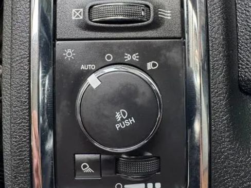 Used 2016 RAM 2500 Laramie w/ Convenience Group AWD/4WD image 46