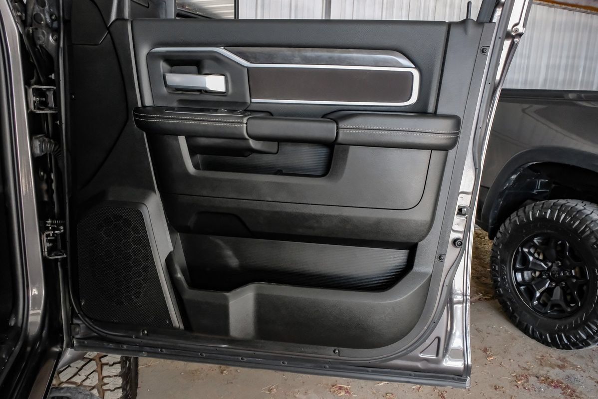 Used 2024 RAM 2500 Big Horn AWD/4WD image 46