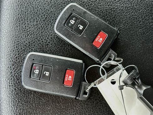 Used 2020 Toyota 4Runner Nightshade AWD/4WD image 26