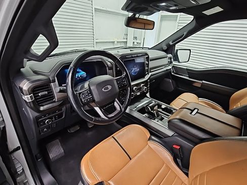 Used 2023 Ford F150 Platinum image 11
