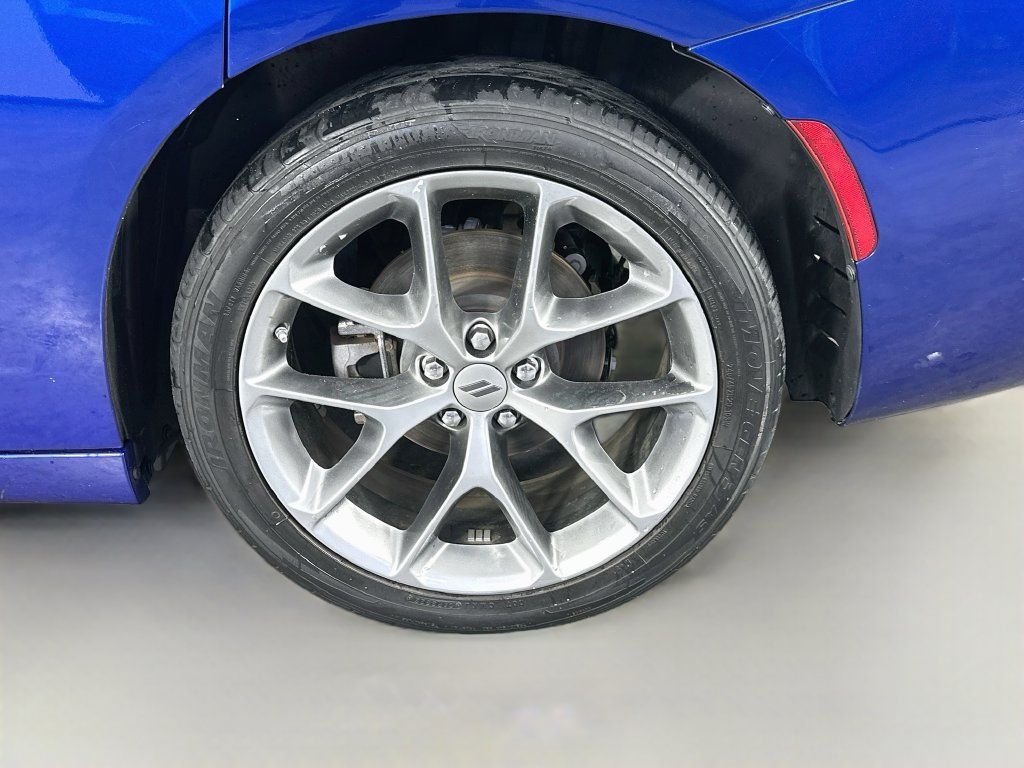 Used 2022 Dodge Charger SXT w/ Plus Group RWD image 34