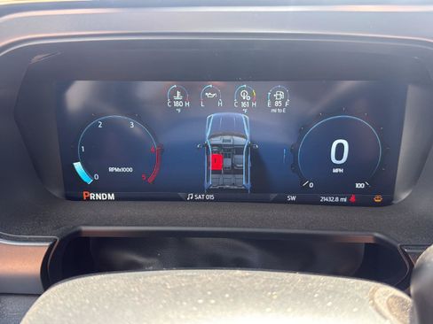 Used 2025 Ford F250 Lariat AWD/4WD image 9