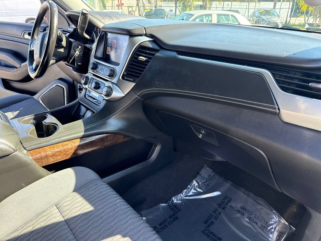 Used 2018 Chevrolet Suburban LS AWD/4WD image 18