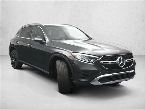 Certified 2026 Mercedes-Benz GLC 300 4MATIC image 4