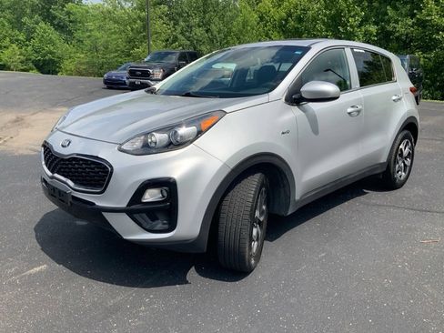 Used 2020 Kia Sportage LX AWD/4WD image 4