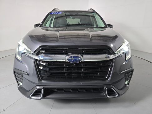 Used 2024 Subaru Ascent Touring image 8