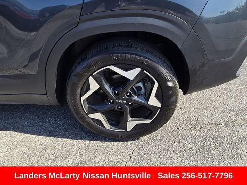 Used 2025 Kia Seltos EX w/ EX Sunroof Package FWD image 12