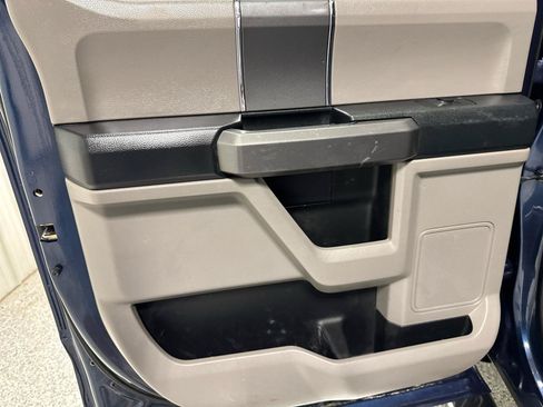 Used 2016 Ford F150 XLT w/ Equipment Group 302A Luxury AWD/4WD image 13