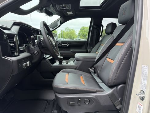 New 2026 GMC Sierra 1500 AT4 w/ AT4 Premium Package AWD/4WD image 15