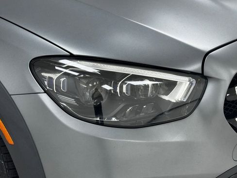 Used 2021 Mercedes-Benz E 450 4MATIC All-Terrain Wagon image 43