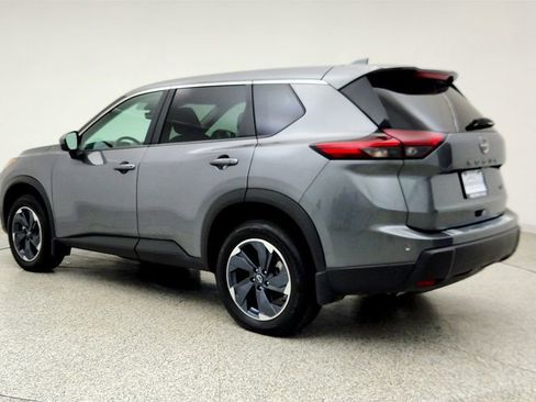 Used 2024 Nissan Rogue SV FWD image 7