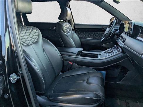 Used 2021 Hyundai Palisade Calligraphy w/ Winter Package image 21