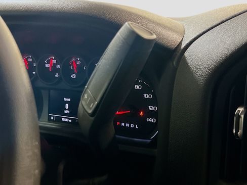 Used 2022 Chevrolet Silverado 1500 Custom w/ LPO, Dark Essentials Package RWD image 12