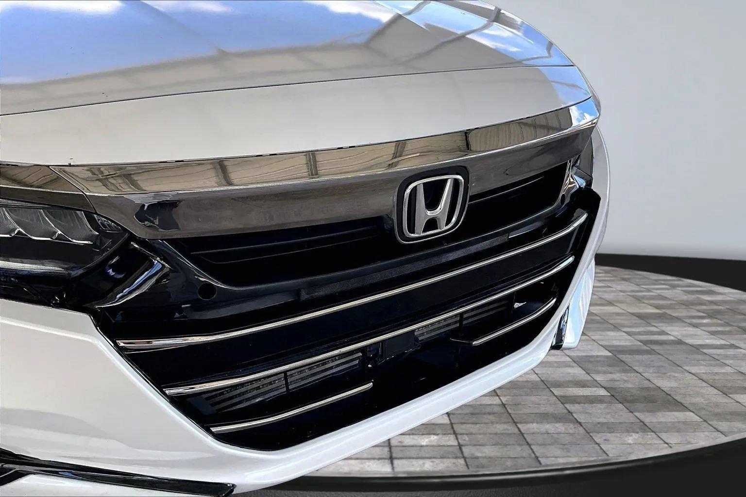 Used 2021 Honda Accord Sport image 29