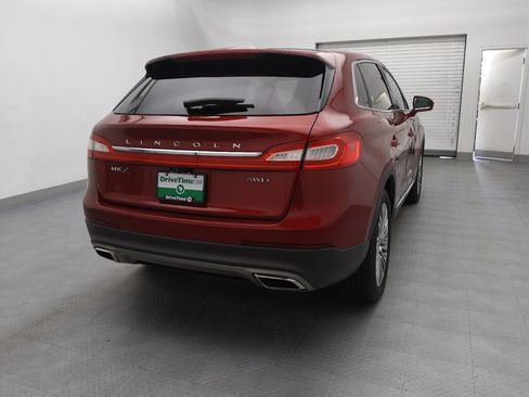 Used 2016 Lincoln MKX Reserve w/ Climate Package AWD/4WD image 7