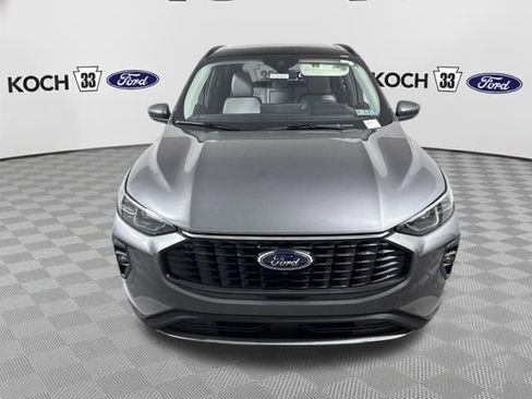 New 2026 Ford Escape SE w/ PHEV Premium Package FWD image 2