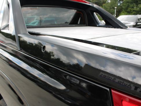 Used 2006 Cadillac Escalade EXT image 12