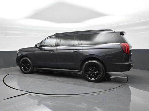 Used 2025 Ford Expedition Max Active RWD image 12