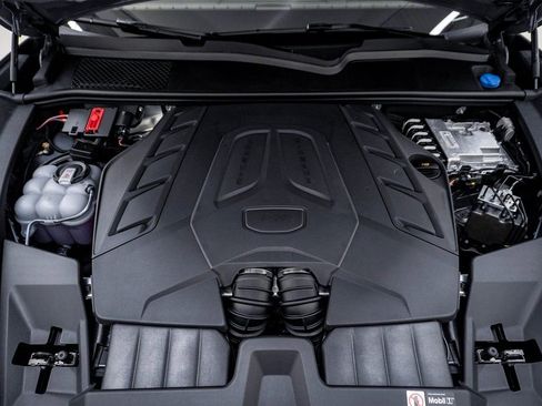 New 2026 Porsche Cayenne S image 29