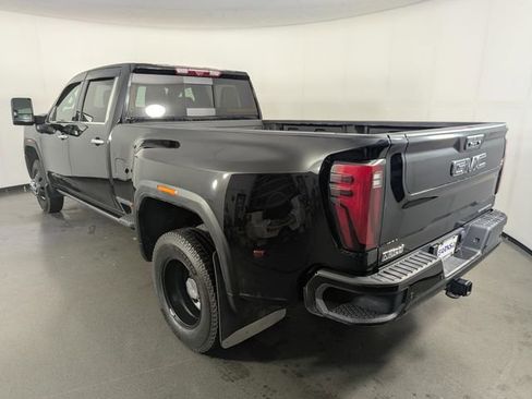 Used 2025 GMC Sierra 3500 Denali Ultimate AWD/4WD image 6