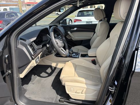 Certified 2024 Audi Q5 e Premium Plus AWD/4WD image 6