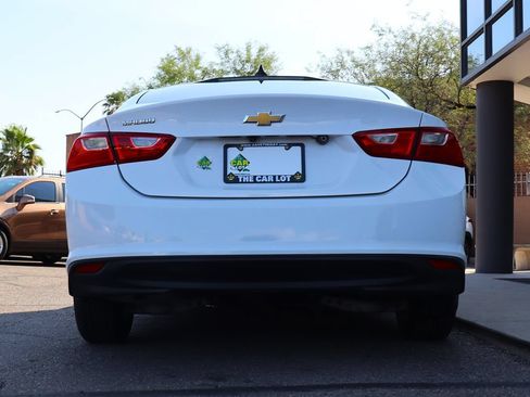 Used 2020 Chevrolet Malibu LS FWD image 12