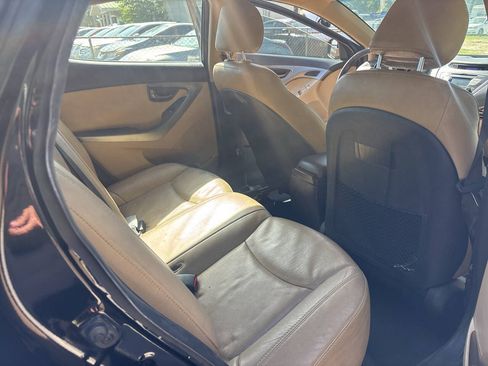 Used 2013 Hyundai Elantra Limited FWD image 10