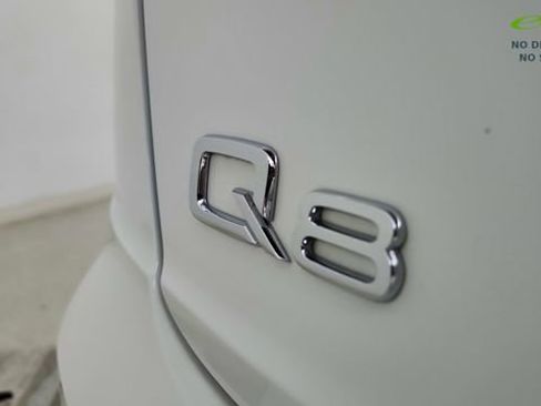 Used 2023 Audi Q8 Premium w/ Convenience Package AWD/4WD image 18