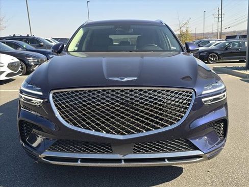 Used 2025 Genesis GV70 2.5T image 8