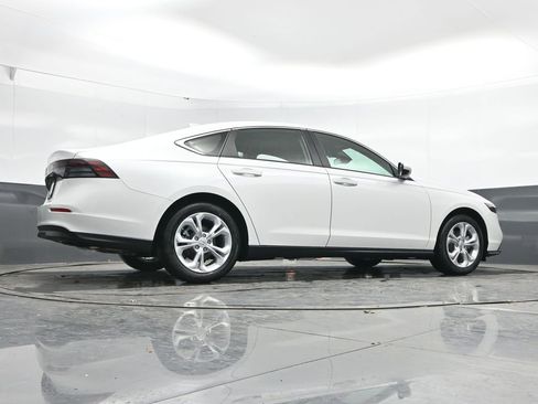 New 2026 Honda Accord LX image 34