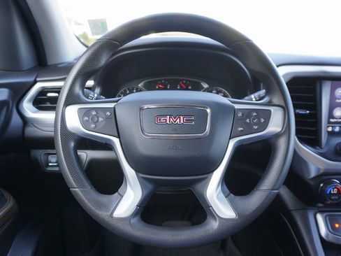 Used 2023 GMC Acadia SLE w/ Driver Convenience Package image 10