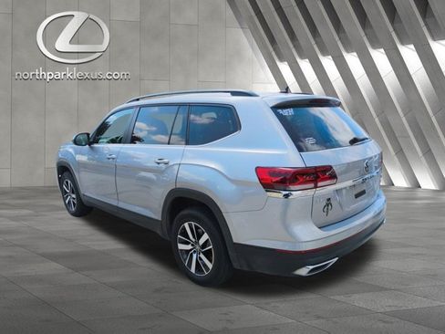 Used 2021 Volkswagen Atlas SE AWD/4WD image 2