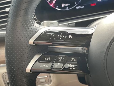 Certified 2024 Mercedes-Benz GLS 580 4MATIC image 28